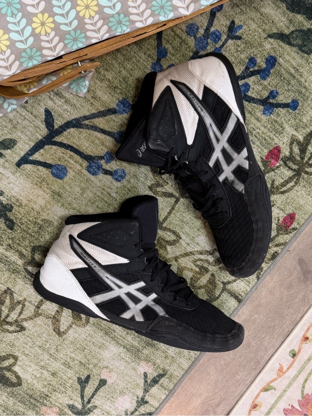 Asics Matflex 6 Wrestling Shoes Men's Black White Lace Up Mid Top Size 10.5